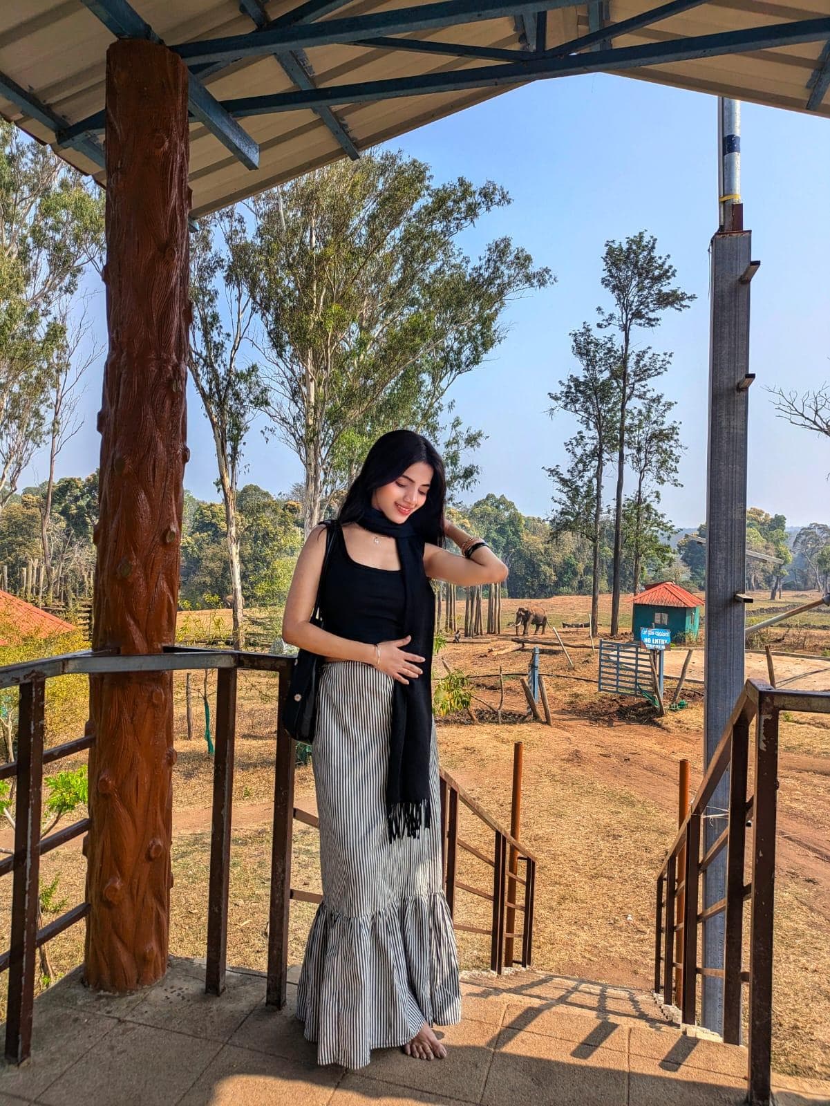 B/W Stripped Long Skirt
